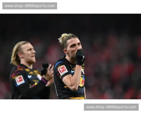 欧冠次轮：风云再起，荣耀未央